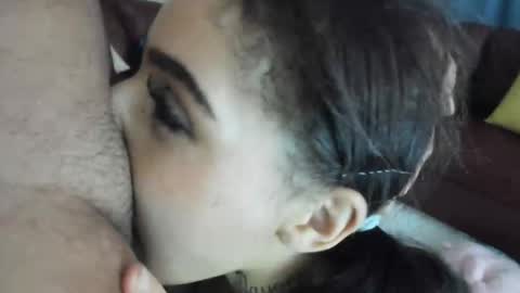 Snapshot of butter_pecanxoxo chatting on October 17, 2025, 5:43 am butter_pecanxoxo online show from October 17, 2025, 5:43 am