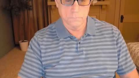 Miles online show from December 26, 2024, 1:21 pm