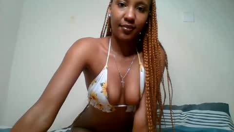Snapshot of buttter_cup chatting on June 15, 2026, 11:07 pm Claudia online show from June 15, 2026, 11:07 pm
