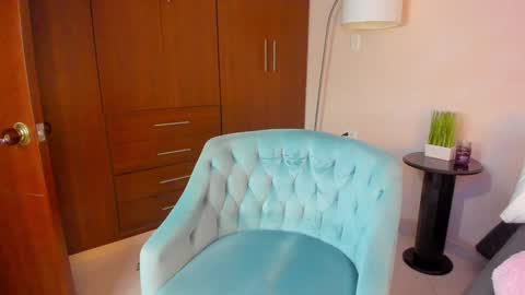 Snapshot of buunnyyhot chatting on January 30, 2025, 1:31 pm Rosse online show from January 30, 2025, 1:31 pm