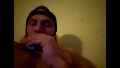 bwalters9038 online show from November 19, 2025, 4:34 am