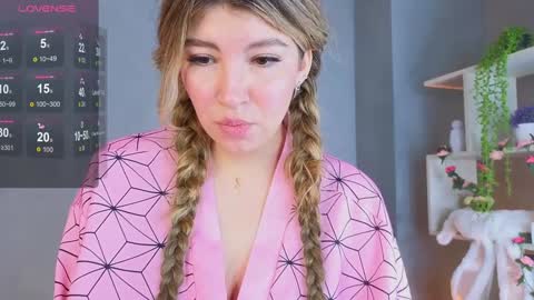 Snapshot of byteblush chatting on January 10, 2025, 8:18 am Kira online show from January 10, 2025, 8:18 am