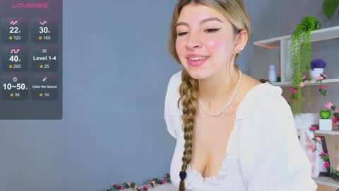 Snapshot of byteblush chatting on January 12, 2025, 8:36 am Kira online show from January 12, 2025, 8:36 am