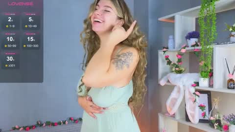 Snapshot of byteblush chatting on January 13, 2025, 8:05 am Kira online show from January 13, 2025, 8:05 am