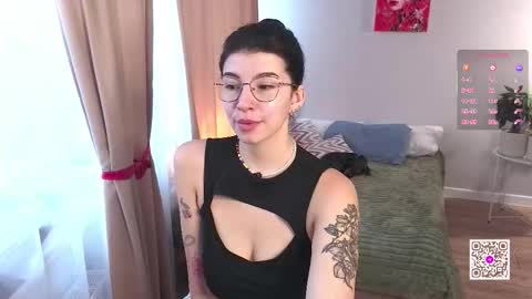 Kira online show from February 1, 2026, 7:51 am