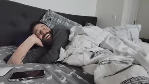 c2cmee online show from December 12, 2024, 8:14 am