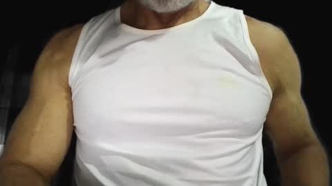 Snapshot of c4pt_iv4n0v chatting on March 9, 2025, 3:11 am Ivan Iv4n0v online show from March 9, 2025, 3:11 am