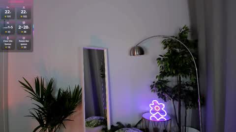 Polly online show from October 11, 2025, 9:02 pm