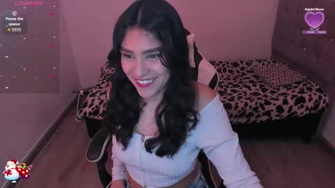 caelisse_cb online show from December 18, 2025, 6:47 pm