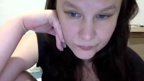 Lamb online show from September 17, 2025, 6:09 pm