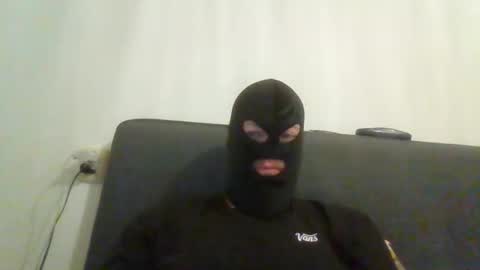 cagegag31 online show from November 30, 2025, 9:24 am