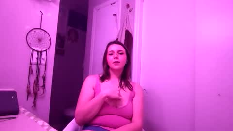 caitberrycough online show from January 9, 2026, 12:13 am