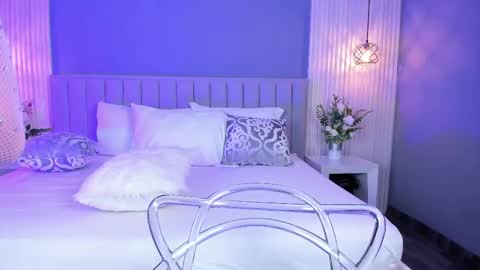 Snapshot of caitlyncouper chatting on October 7, 2025, 11:02 pm Caitlyn online show from October 7, 2025, 11:02 pm