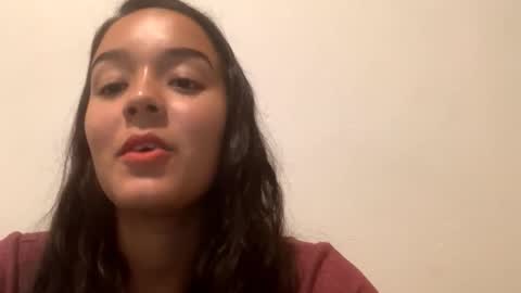 Snapshot of caitlynsailors chatting on March 12, 2026, 10:49 pm Vicky online show from March 12, 2026, 10:49 pm