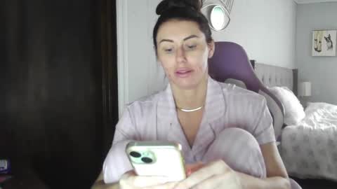 The Cali Cambri online show from February 10, 2025, 4:58 pm