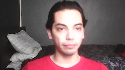 Snapshot of caligula_99 chatting on July 19, 2026, 6:33 pm Calgula online show from July 19, 2026, 6:33 pm