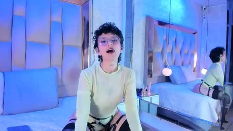 Caliope  online show from February 22, 2026, 8:40 pm