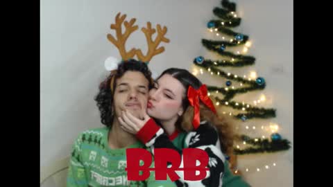 Snapshot of calipso_and_dimitri chatting on December 23, 2025, 3:59 am Calipso and Dimitri online show from December 23, 2025, 3:59 am