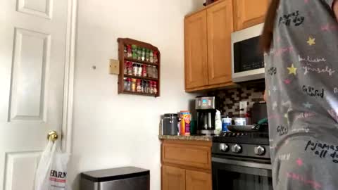 calishop1 online show from February 14, 2025, 4:20 pm