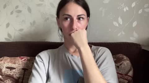 Anna online show from October 7, 2025, 11:40 am