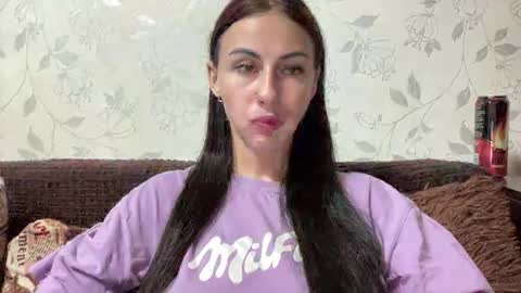 Anna online show from November 1, 2025, 8:11 pm