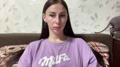 Anna online show from November 5, 2025, 8:31 pm