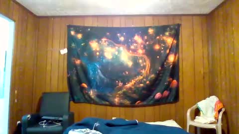 Calli online show from October 15, 2025, 4:45 am