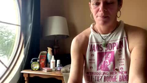 Snapshot of calli_girl420 chatting on February 5, 2026, 7:07 pm Calli online show from February 5, 2026, 7:07 pm