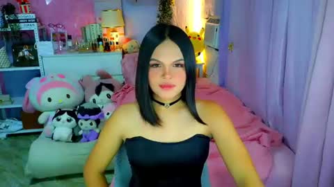 Mia online show from June 26, 2026, 4:28 am