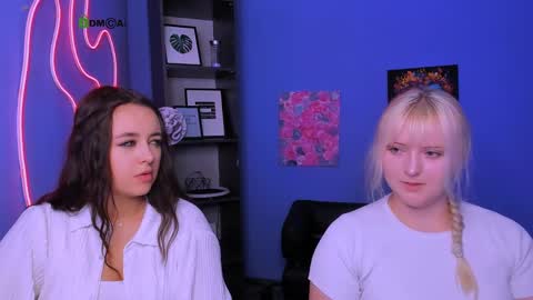 Snapshot of callmevivien chatting on April 3, 2026, 1:31 pm callmevivien online show from April 3, 2026, 1:31 pm