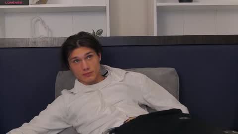 Calvin online show from January 3, 2025, 8:01 pm