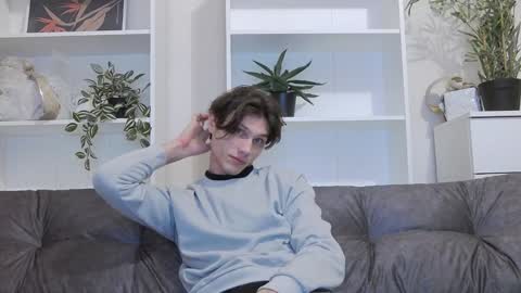 Calvin online show from January 31, 2025, 7:29 pm