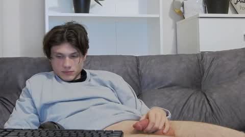 Calvin online show from February 3, 2025, 1:30 am