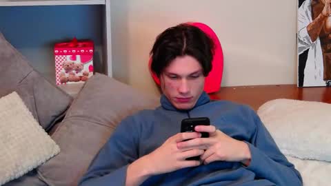 Calvin online show from February 11, 2025, 9:56 pm