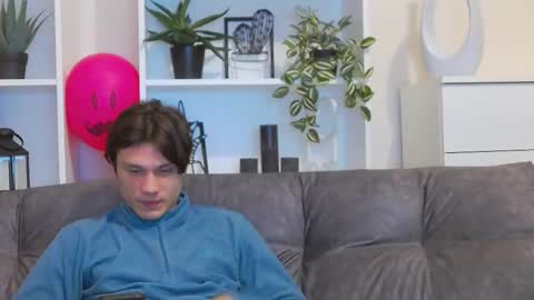 Calvin online show from February 22, 2025, 7:47 pm