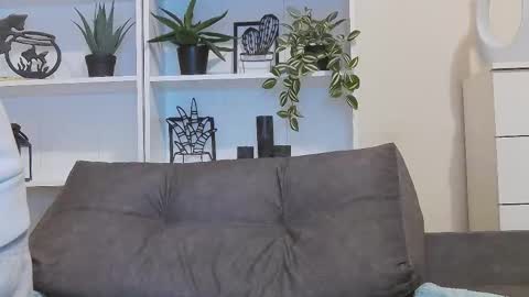 Calvin online show from February 26, 2025, 7:49 pm