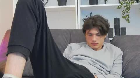 Calvin online show from March 7, 2025, 3:08 am