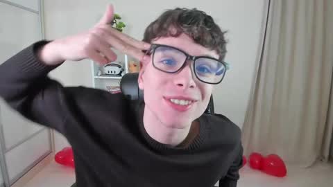 Hey I am Calvin  online show from February 15, 2025, 7:06 pm