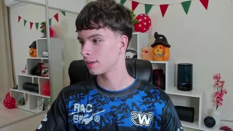 Hey I am Calvin  online show from March 9, 2025, 7:05 pm