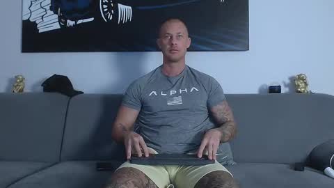 Calvin  online show from January 17, 2025, 8:34 am