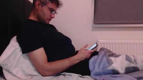 Snapshot of calvinjohnlad chatting on December 4, 2024, 8:07 pm Calvinjohnlad online show from December 4, 2024, 8:07 pm