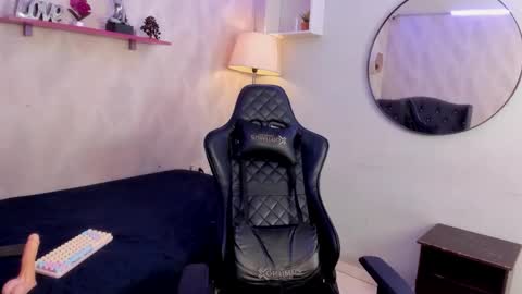 cam_xman online show from November 21, 2025, 2:38 pm