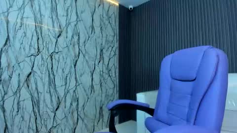 cam_xman online show from March 23, 2026, 1:04 pm