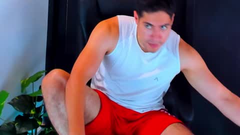 Snapshot of camara110 chatting on January 12, 2025, 7:53 pm camara110 online show from January 12, 2025, 7:53 pm