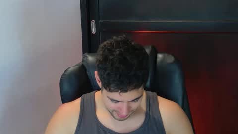 Snapshot of camara110 chatting on September 23, 2025, 11:41 pm camara110 online show from September 23, 2025, 11:41 pm