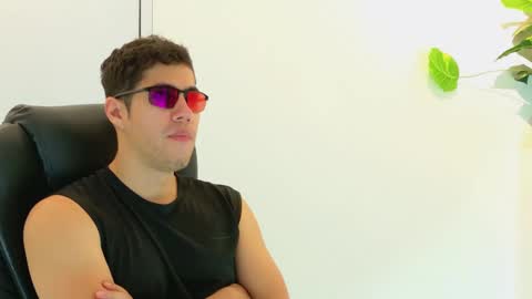 Snapshot of camara110 chatting on November 2, 2025, 11:40 pm camara110 online show from November 2, 2025, 11:40 pm