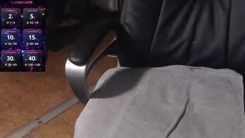 Snapshot of camboy301077 chatting on December 19, 2024, 6:34 pm steffencamboy online show from December 19, 2024, 6:34 pm