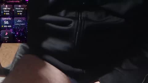 Snapshot of camboy301077 chatting on January 20, 2025, 6:10 pm steffencamboy online show from January 20, 2025, 6:10 pm