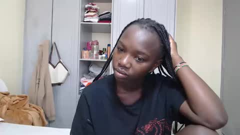 Snapshot of camclit chatting on December 27, 2024, 4:36 am Princess online show from December 27, 2024, 4:36 am