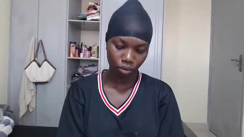 Snapshot of camclit chatting on January 11, 2025, 5:10 am Princess online show from January 11, 2025, 5:10 am